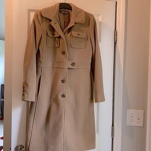 Women's size 6 Kenneth Cole Reaction 3/4 length camel wool coat